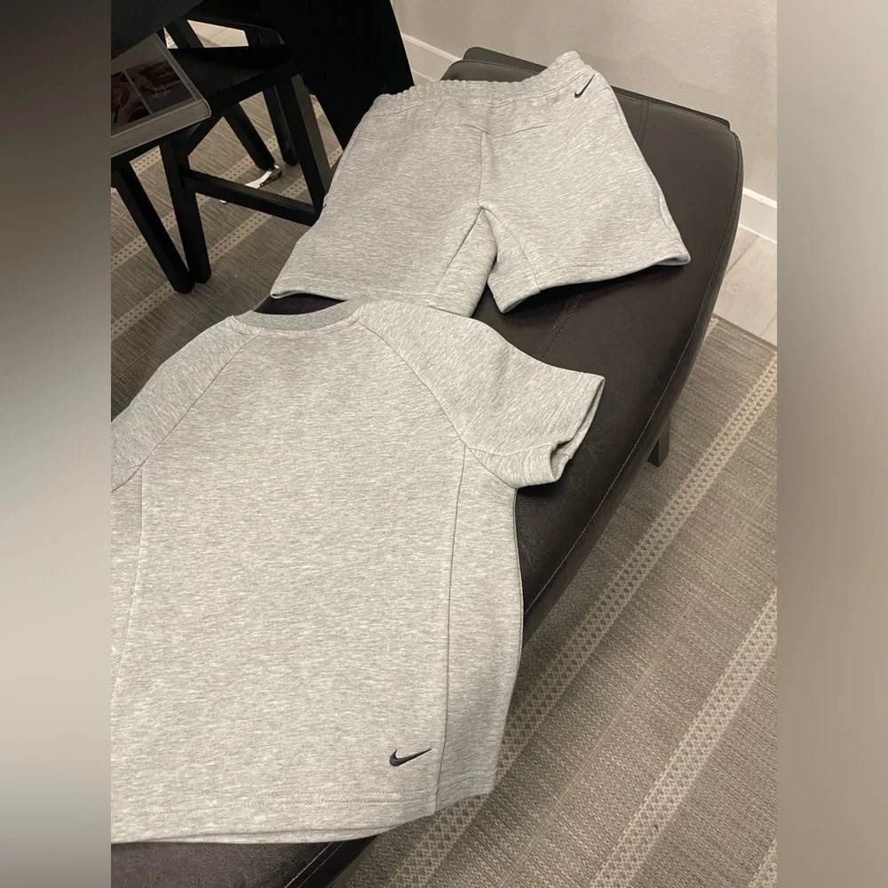 New with tags Nike TECH PACK $100 boys shorts shirt size 7 - Picture 5 of 6